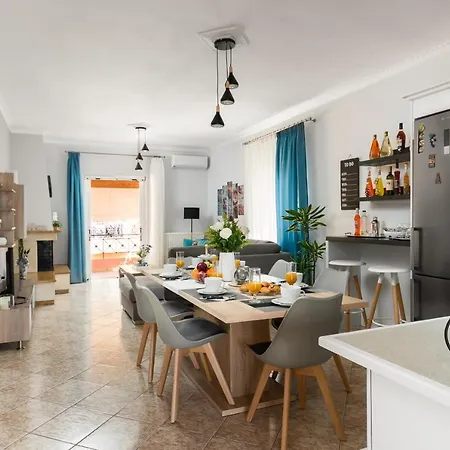 Casa Eleni * Kanáli